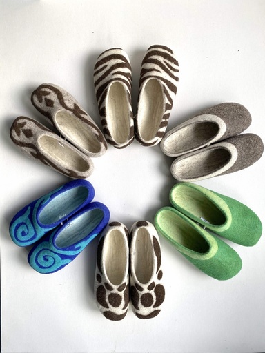 Chaussons en feutre, motifs variés